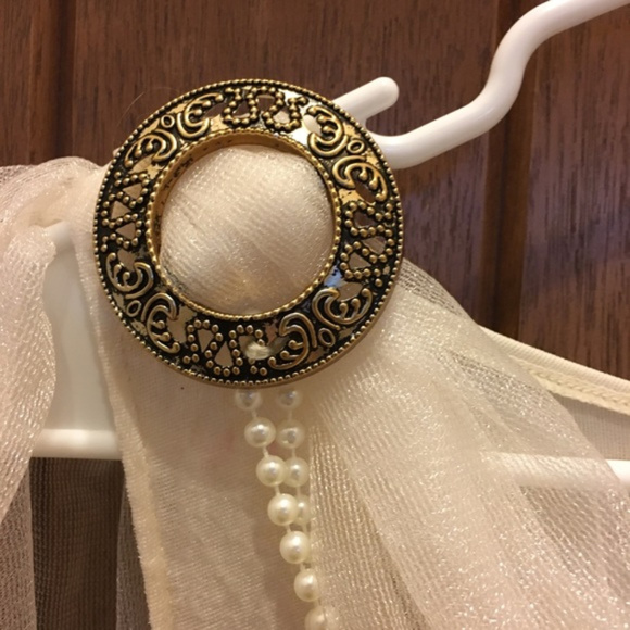 Roman Beauty costume. Cream and gold. Dress only. - Picture 4 of 8